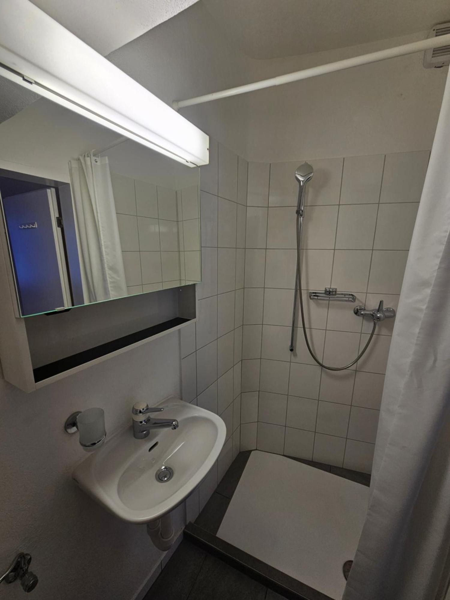 Hotel Surselva تشر المظهر الخارجي الصورة